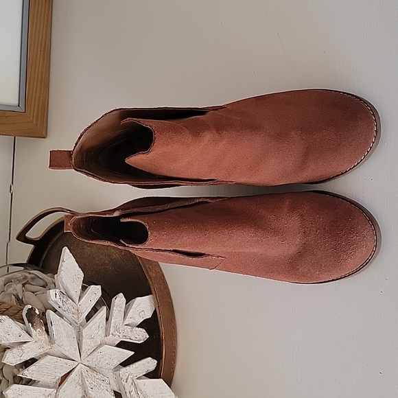 Lucky Brand wedges - Picture 3 of 4